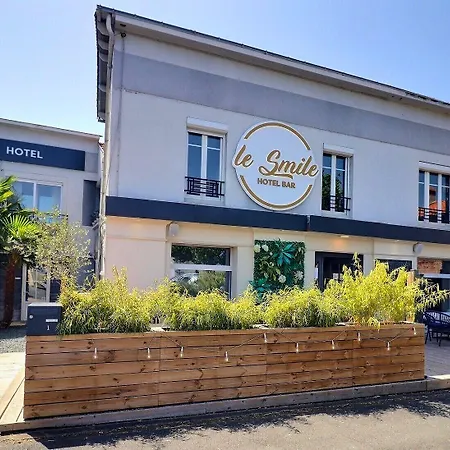 Hotel Le Smile Saint-Vincent-Sterlanges